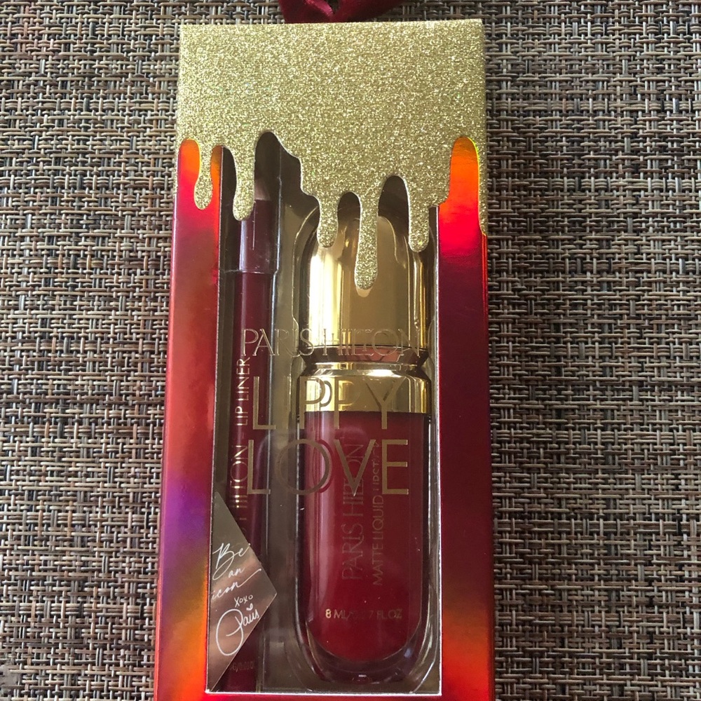 Paris Hilton Lipstick and Lip Liner Set - Red and Gold - Picture 3 of 4